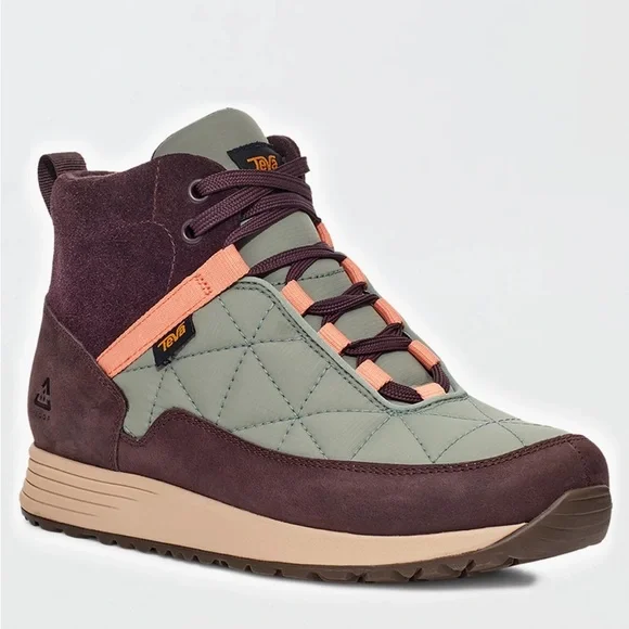 Teva ‘Ember’ Commute Boot - Picture 2 of 4